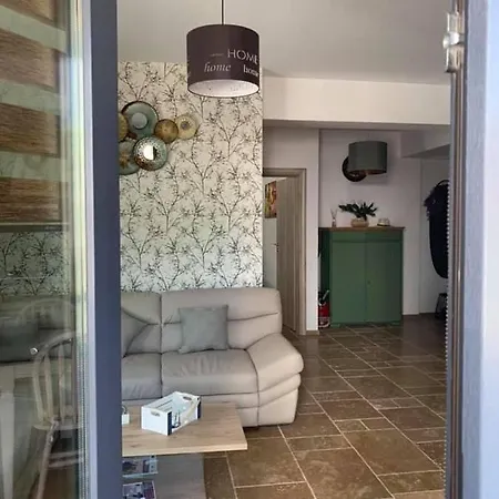 Ap Verhoeks * Năvodari